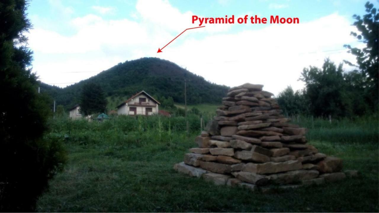 Piramida Mjeseca Villa Visoko Exterior photo